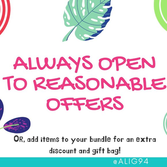 3/$30 Functional Magnifying Glass Necklace - Picture 5 of 5